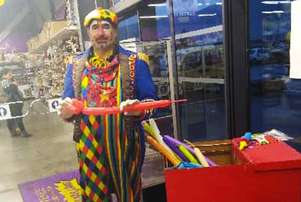 clown-photo-facebook.png